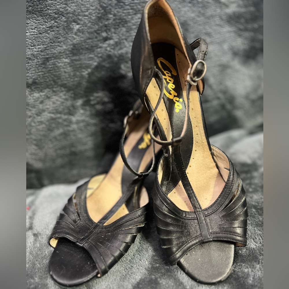Capezio | Sara 2.5" Latin Style Ballroom Shoe size 9W